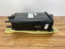 OEM L1M3-9E857-CF Filtre à vapeur Ford Explorer