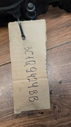 Intake Manifold FORD 2.4L Diesel 2010