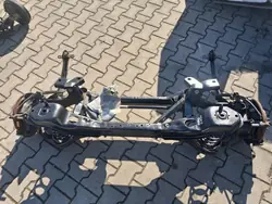 Viga suspensão traseira OEM Belka tył FORD C-MAX
