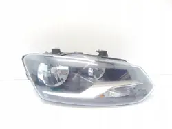 Farol direito dianteiro 6R2941008F VW Polo 6R