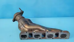 Collecteur d'échappement droit Dodge Challenger 6.4L OEM 05038756AA