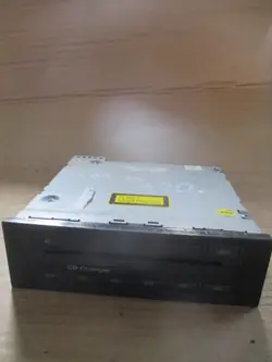 Audi A4 B7 6-CD Wechsler OEM ZMIENIARKA MAGAZYN PŁYT