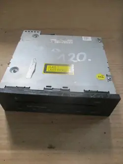 Audi A4 B7 6-CD-vaihtaja OEM ZMIENIARKA MAGAZYN PŁYT