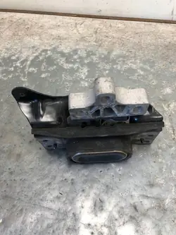 Soporte de caja Audi RS3 8V 8V0199555A