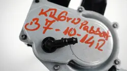 Motor limpiaparabrisas trasero OEM 360180039 VW Passat B7