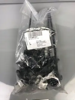 Volkswagen OE 5TA898623 Kit de vis de fixation pare-chocs