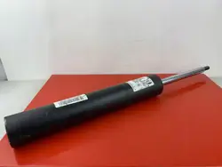 Käytetty etu-oikea iskunvaimennin OEM 8R0413031G