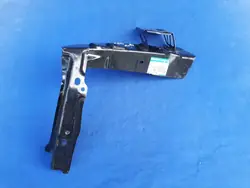 Mazda KD53-53-140 stötfångarbracket