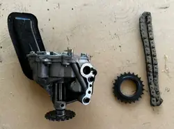 Oliepomp OEM 150006988R voor 2.0DCI M9R motor