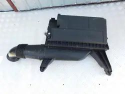 Mercedes Vito II W639 2.2 CDI Ilmansuodattimen Kotelo OEM A0000903851