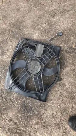 Kühlerlüfter BMW 3 E46 OEM 2246793 - Gebraucht