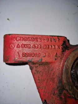 Support Arrière Droit Mercedes Actros Arocs Axor