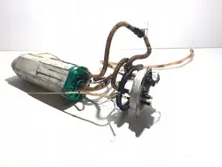 Audi A8 S8 D3 Bränslepump OEM 4E0919679