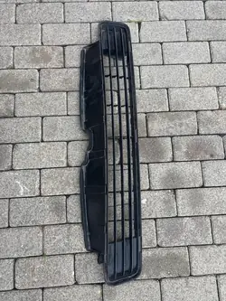 Griglia paraurti anteriore Toyota Prius XW30 2012- OEM: 5311247040