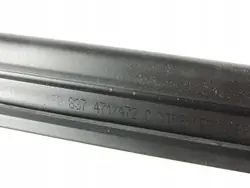 Joint de vitre avant droit OEM 6F0837472C - Occasion