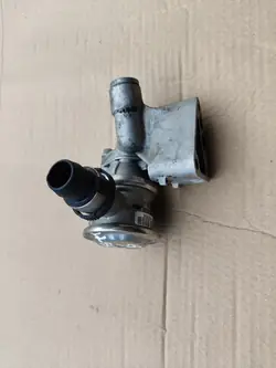 Sekundärluftpumpe OEM 722778950 für Superb Passat B5