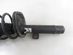 MCPERSON Oikea Etu Peugeot 206 1.4 75 - OEM KFW