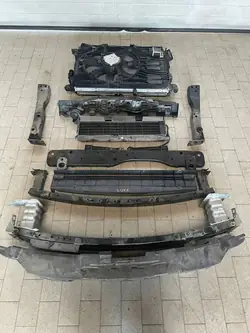 Poutre de Grille de Radiateur Avant Renault Kadjar Lift 1.7 DCI