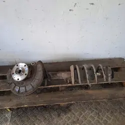 VOLKSWAGEN GOLF V PLUS Höger McPherson Kolonn