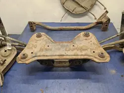 Poutre suspension arrière OEM SIMAR-58248- pour Hyundai Santa Fe I