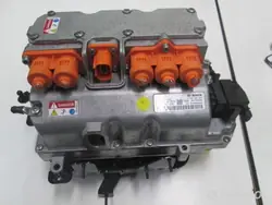 VW E-Golf Generaattori OEM 5QE907070 - Käytetty