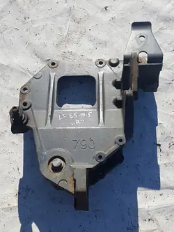 DAF LF Euro 6 Kabinenhalterung Rechts OEM 1599