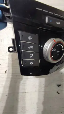 Panneau de climatisation SsangYong Tivoli 2016