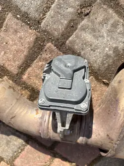 Audi Katalysaattori OEM 8W0254400F A4 A5:lle