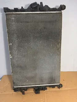 Volvo Vattenkylare OEM 31368082 - Begagnad