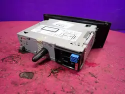 Radio CD Blaupunkt OEM 7354295790 para Fiat Grande Punto