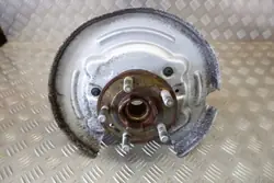Taka-Oikea Pyörännavan OEM BJ322C028AC Land Rover