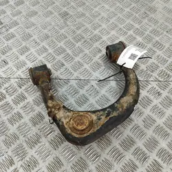 Braccio di controllo inferiore anteriore destro Toyota Hilux 2016