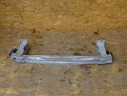 AUDI A4 B8 8K Etupuskuri OEM 8K0807113F