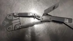 VW CADDY 15 - Bisagra de capó derecha 2K5823302