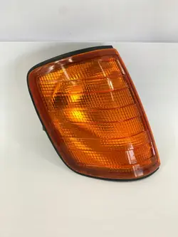 Intermitente Delantero Derecho OEM KIERUNKOWSKAZ/SDV10307