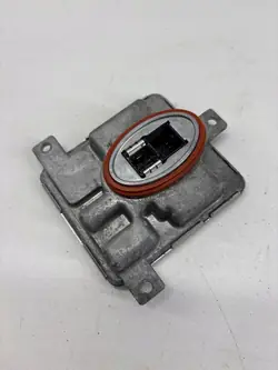 Module de nivellement des phares Xenon BMW 1 F20 F21 2014 OEM 7318327