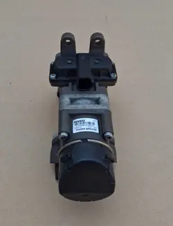 Pääjarruventtiili OEM K063715 Renault Gama D:lle