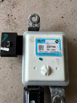 Fläktstyrmodul Hyundai i30 III Kia Ceed III 25385-F3000