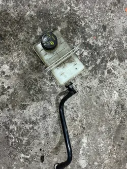 Bromsvätskebehållare Renault OE 460917653R