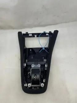 Cadre de panneau tunnel central OEM 969120767R Renault Zoe II