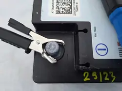 Batería BMW OEM 7648526 AGM 92Ah 850A Usada