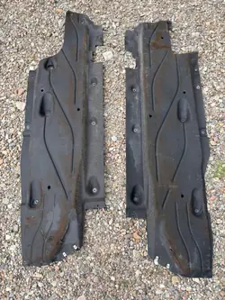 Alustasuojus OEM LX6B Vasen Oikea Ford Escape