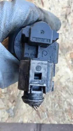 Soupape EGR OEM 01 pour Renault Megane II