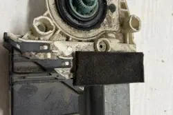 Takavasen ikkunamoottori SEAT TOLEDO III 5P0839461A