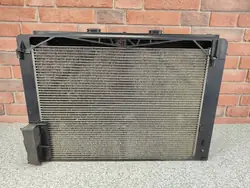 Conjunto de radiadores intercooler BMW F10 F11 B47 2.0D 8509175