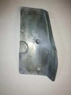 Mercedes lämpökilpi OEM 1164920630 - Käytetty