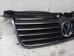 Volkswagen OE 3B0853651K Grill