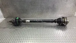 Höger framhalvaxel OEM S26372054 för VW Golf IV