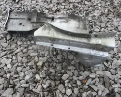 Begagnad Fram Höger Kvarts Stänkskärm OEM 5Q0802068