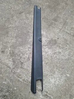 Iveco S-WAY Türglasleiste 5802549578